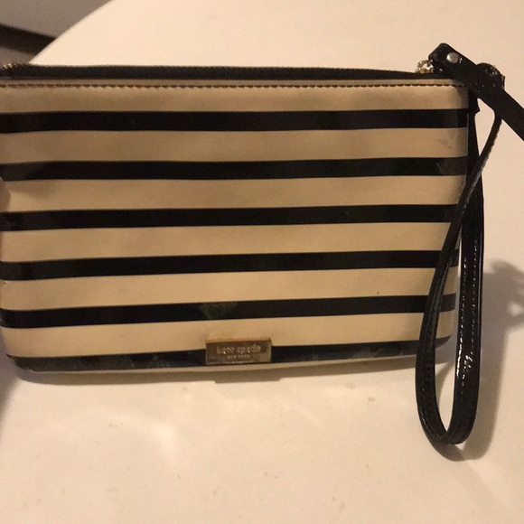 13. Kate Spade Wristlet - Picture 2 of 8
